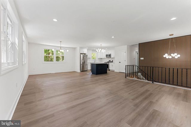 4 CRANBERRY CT, Hammonton, NJ 08037
