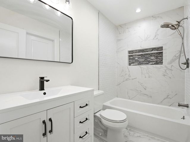 4 CRANBERRY CT, Hammonton, NJ 08037