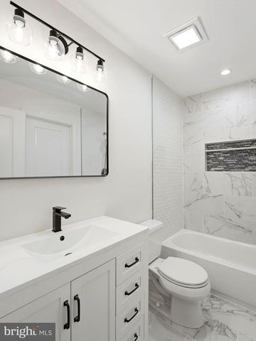 4 CRANBERRY CT, Hammonton, NJ 08037