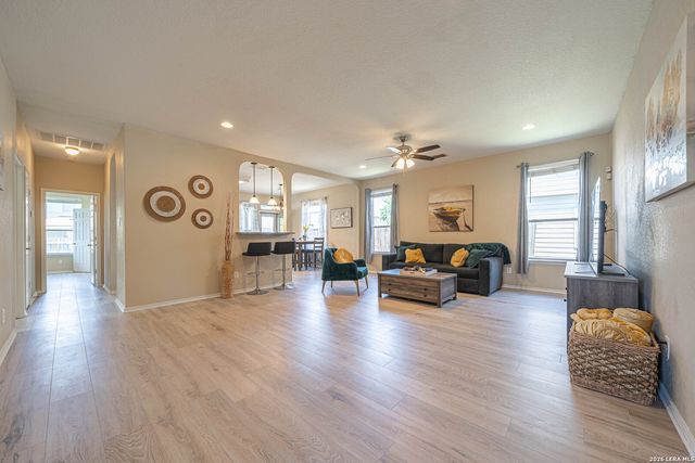 431 DIANA DR, Converse, TX 78109
