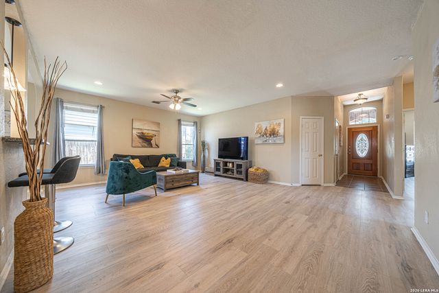 431 DIANA DR, Converse, TX 78109