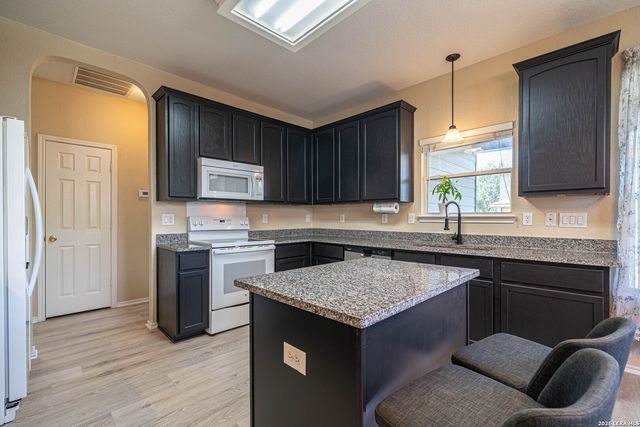 431 DIANA DR, Converse, TX 78109