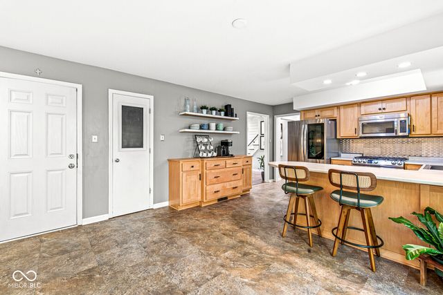 9807 Lakewood Drive, Carmel, IN 46280