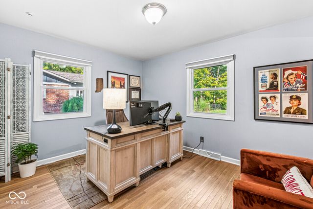 9807 Lakewood Drive, Carmel, IN 46280