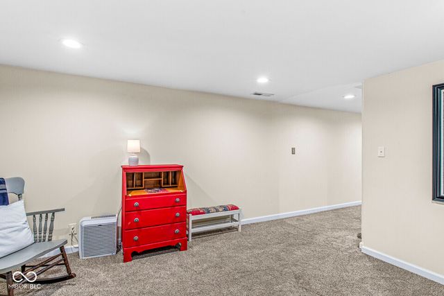9807 Lakewood Drive, Carmel, IN 46280