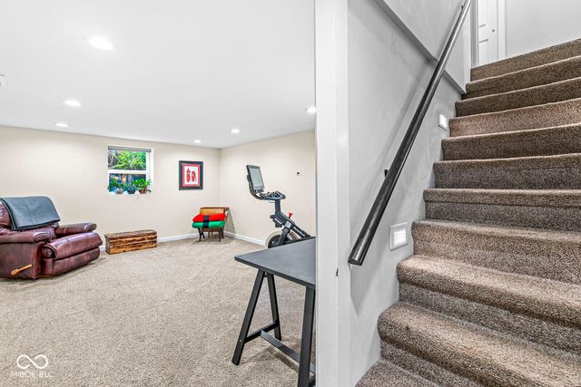 9807 Lakewood Drive, Carmel, IN 46280