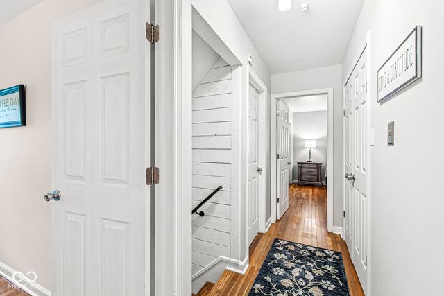 9807 Lakewood Drive, Carmel, IN 46280