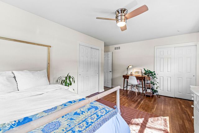 9807 Lakewood Drive, Carmel, IN 46280