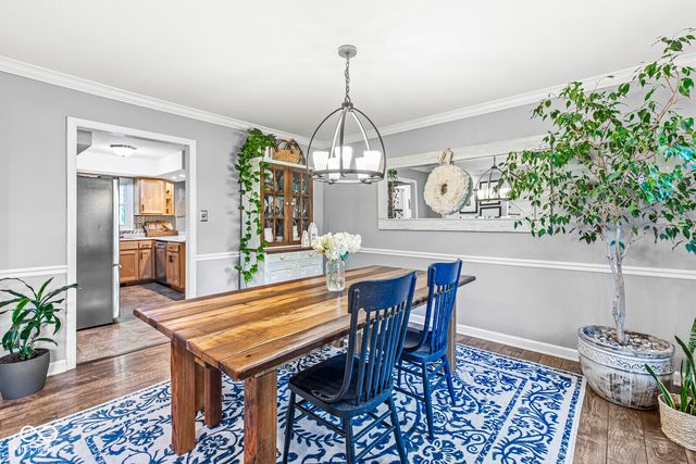 9807 Lakewood Drive, Carmel, IN 46280
