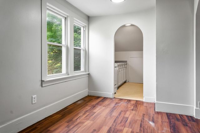 44 Euclid Ave Avenue 2, Pontiac, MI 48342