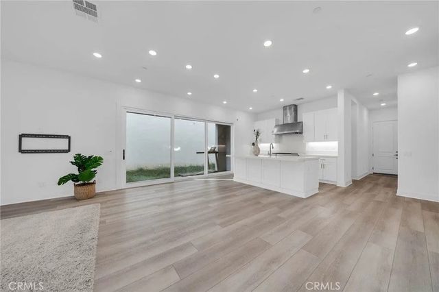 27216 Coyote Bush Court, Valencia, CA 91381