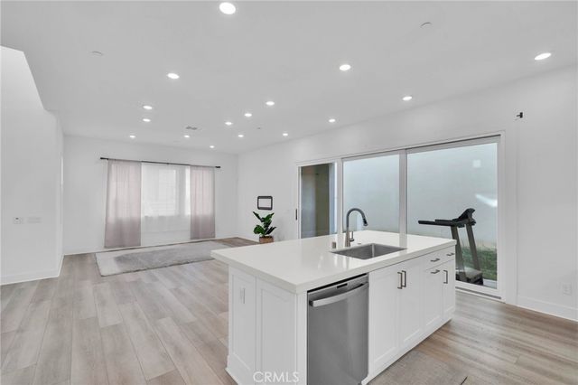 27216 Coyote Bush Court, Valencia, CA 91381