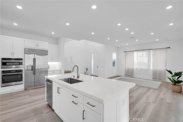 27216 Coyote Bush Court, Valencia, CA 91381