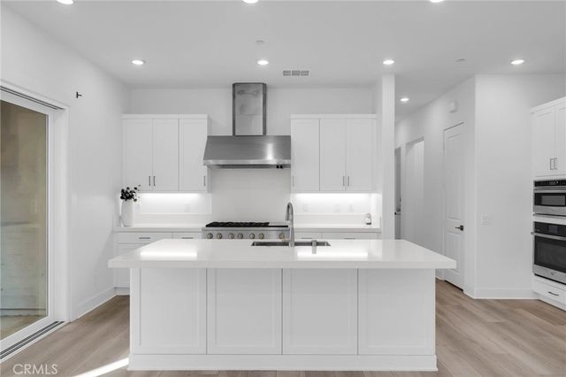 27216 Coyote Bush Court, Valencia, CA 91381