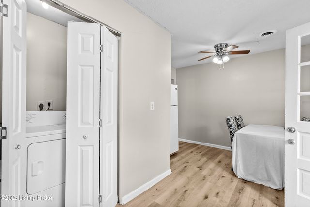 10612 Charlene Dr, Fairdale, KY 40118