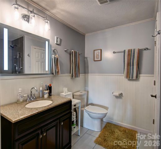 1299 Country Club Drive, Canton, NC 28716