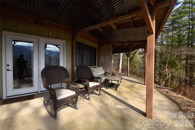 1299 Country Club Drive, Canton, NC 28716