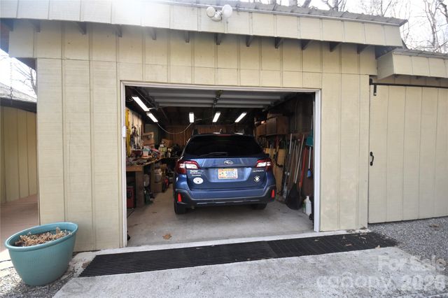 1299 Country Club Drive, Canton, NC 28716