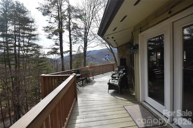 1299 Country Club Drive, Canton, NC 28716