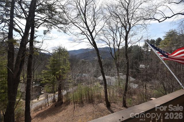 1299 Country Club Drive, Canton, NC 28716