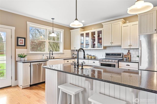 2749 Murphy Place, Bellingham, WA 98226