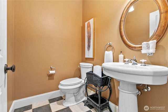 2749 Murphy Place, Bellingham, WA 98226