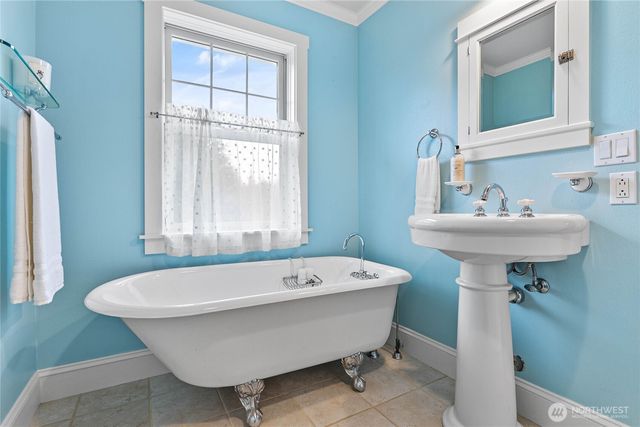 2749 Murphy Place, Bellingham, WA 98226