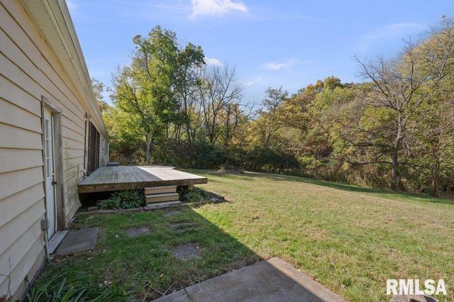 18378 WELLS FERRY Road, Bettendorf, IA 52722