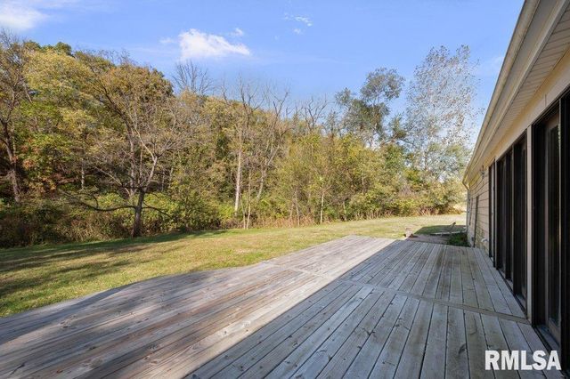 18378 WELLS FERRY Road, Bettendorf, IA 52722