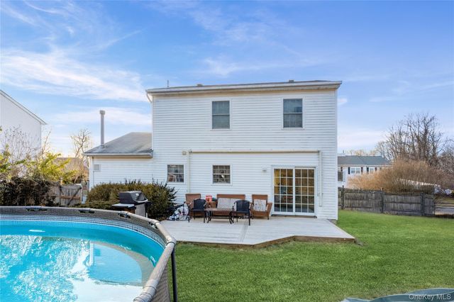 1191 E 3rd Avenue, Bay Shore, NY 11706