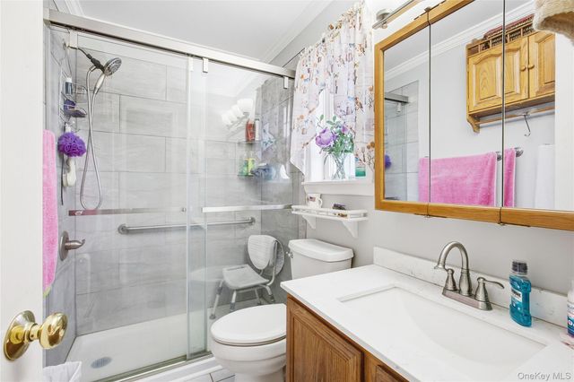 1191 E 3rd Avenue, Bay Shore, NY 11706