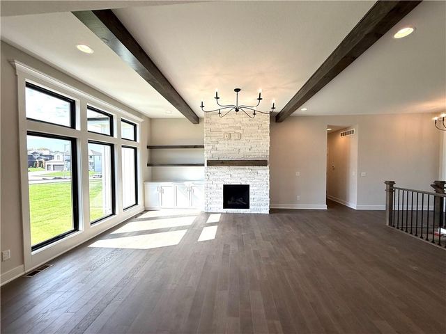 2303 SW Serena Place, Lee's Summit, MO 64082