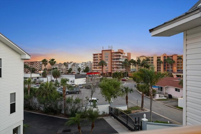 103 SHOALS CIRCLE, North Redington Beach, FL 33708