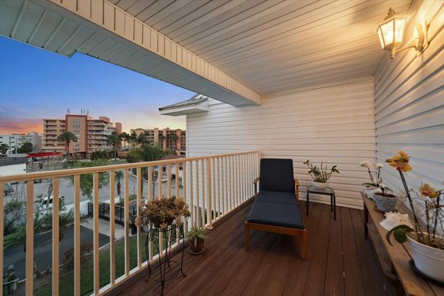 103 SHOALS CIRCLE, North Redington Beach, FL 33708