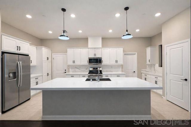 2028 Bluestone Circle, Chula Vista, CA 91913