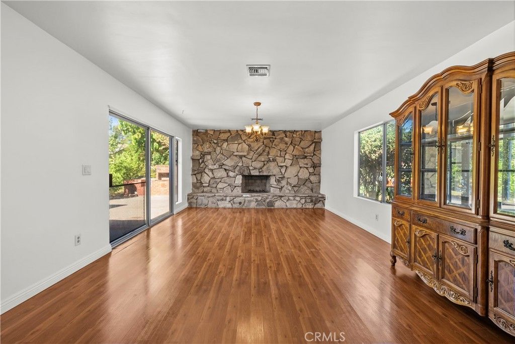 15253 La Valle Street, Sylmar, CA 91342 — photo 4