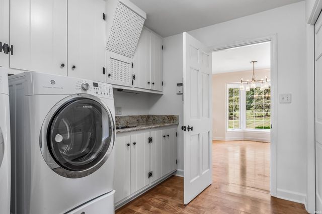 5912 North Bridge Road, Fort Wayne, IN 46814