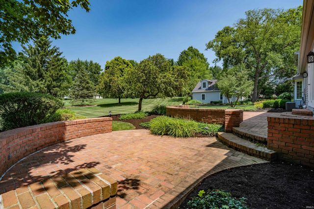 5912 North Bridge Road, Fort Wayne, IN 46814