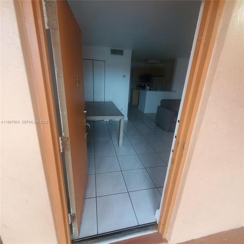 7151 Miami Lakes Dr P36, Miami Lakes, FL 33014