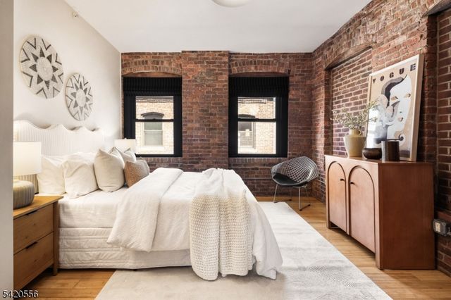 61 New Jersey Railroad Ave 13, Newark City, NJ 07105