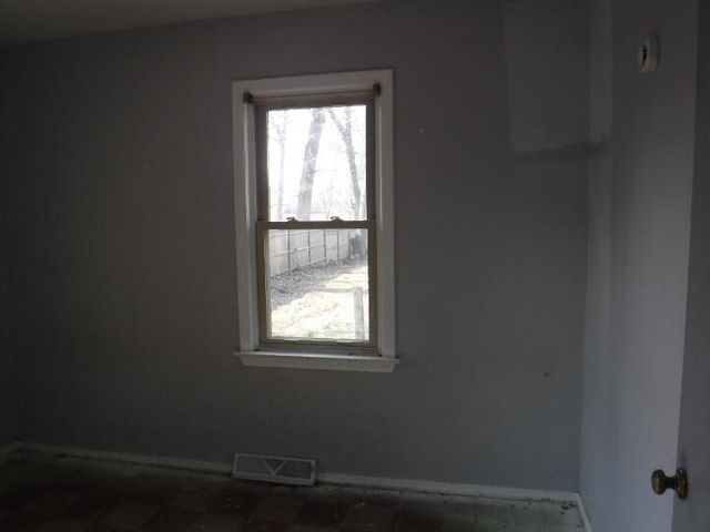 206 Clark Street, Decatur Vllg, MI 49045