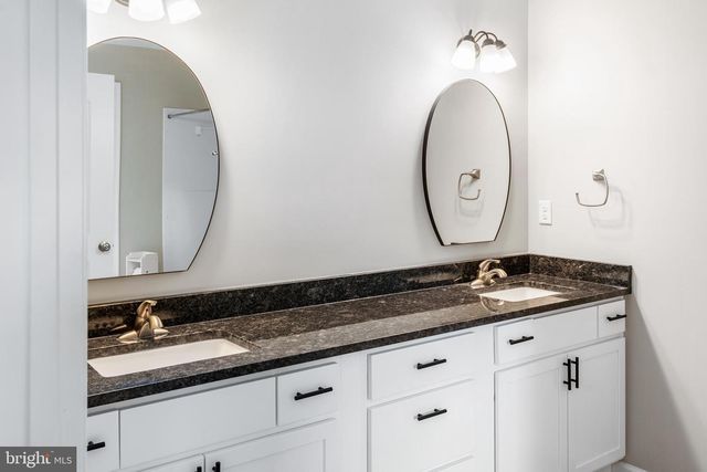 420 ROLAND, Woodstock, VA 22664