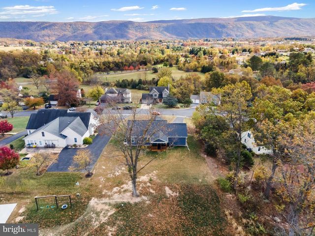 420 ROLAND, Woodstock, VA 22664