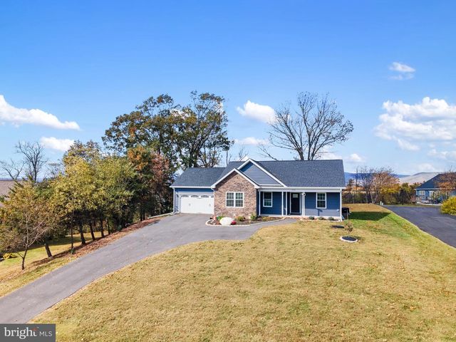 420 ROLAND, Woodstock, VA 22664