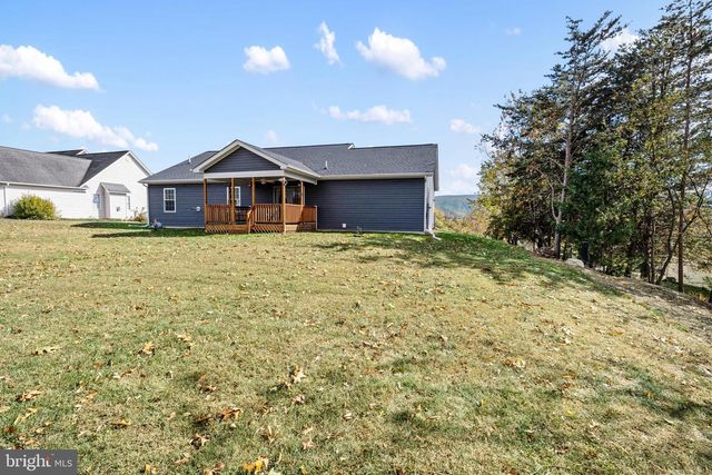 420 ROLAND, Woodstock, VA 22664