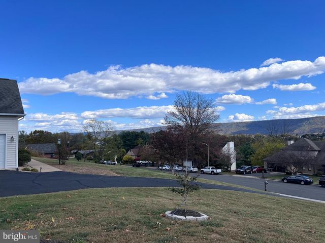 420 ROLAND, Woodstock, VA 22664