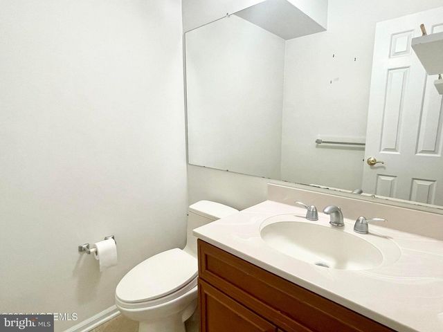 21 EVERGREEN DR, East Windsor, NJ 08520