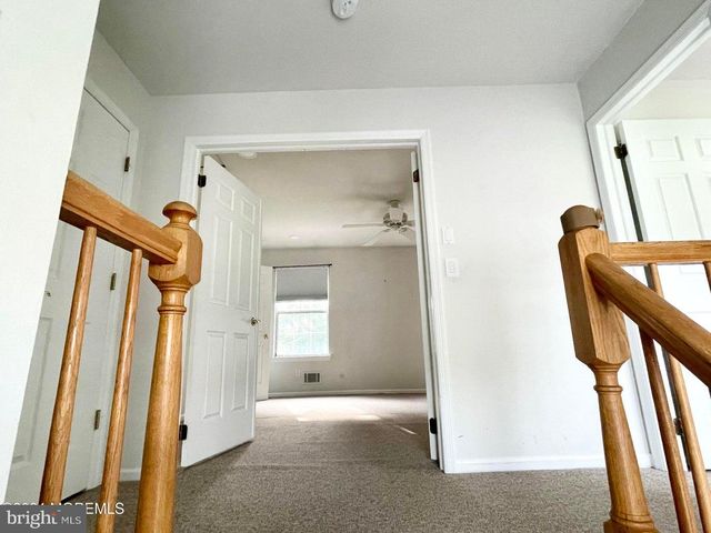 21 EVERGREEN DR, East Windsor, NJ 08520