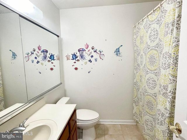 21 EVERGREEN DR, East Windsor, NJ 08520