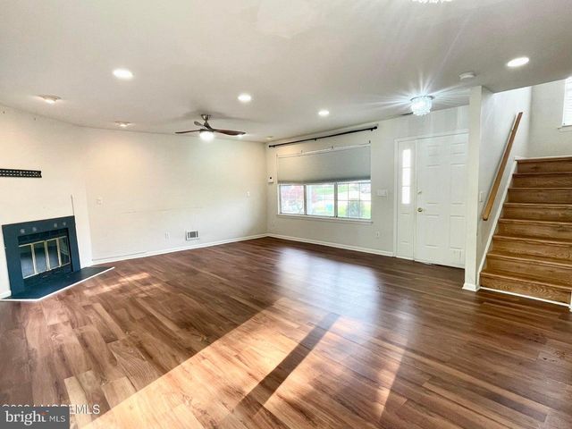 21 EVERGREEN DR, East Windsor, NJ 08520